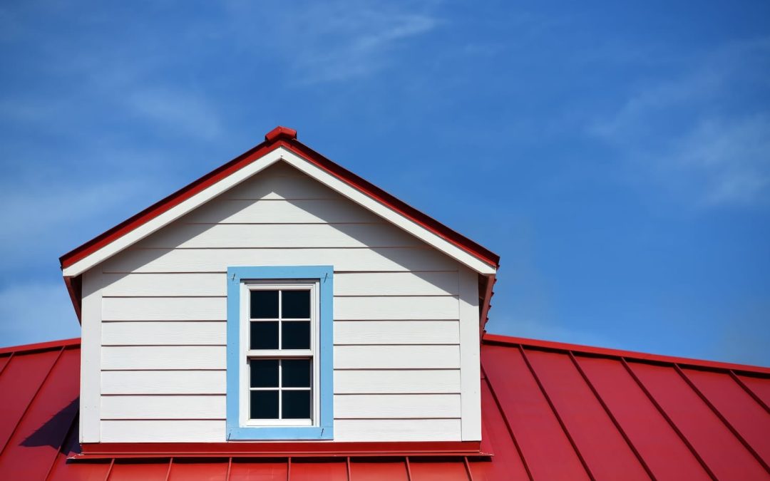 7 Best Metal Roof & House Color Combinations