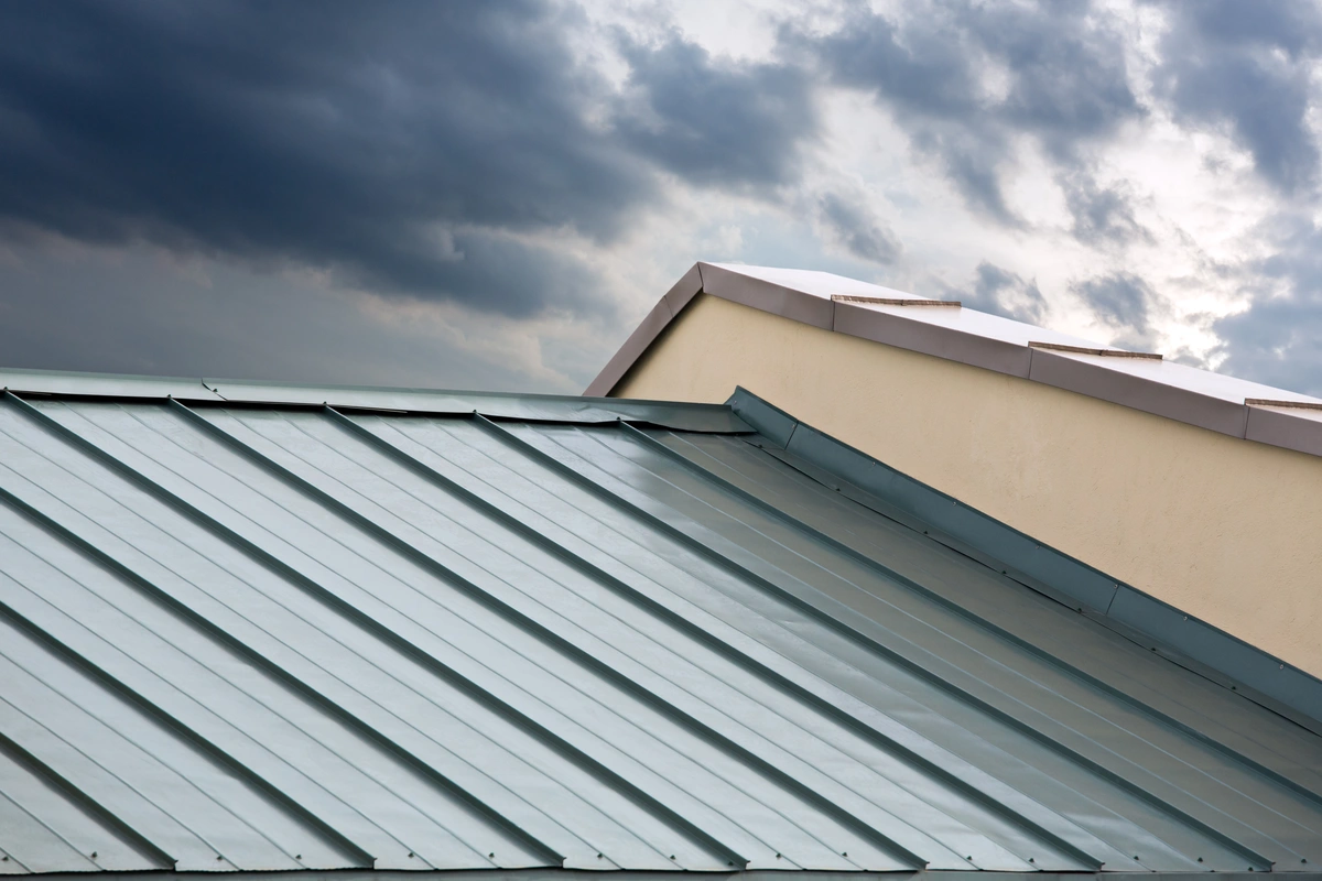 gauge of metal roof dealing with weather conditions