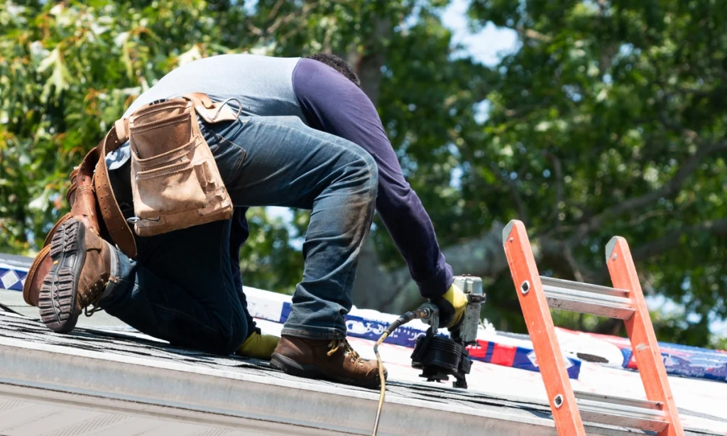 how long does it take to replace a roof hiring a contractor