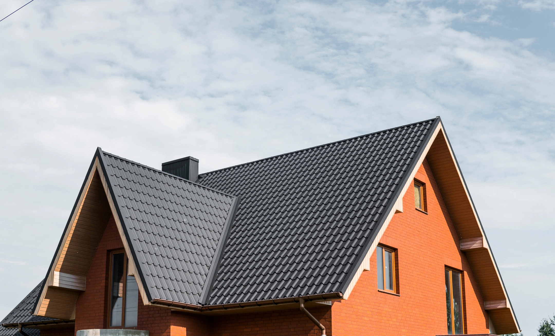 metal roof insulation keeping rooftop insulated