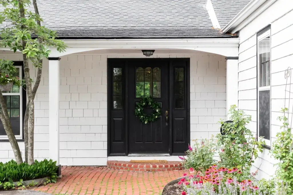 pretty-roof-overhang