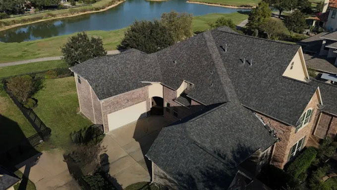 Asphalt shingle roofing