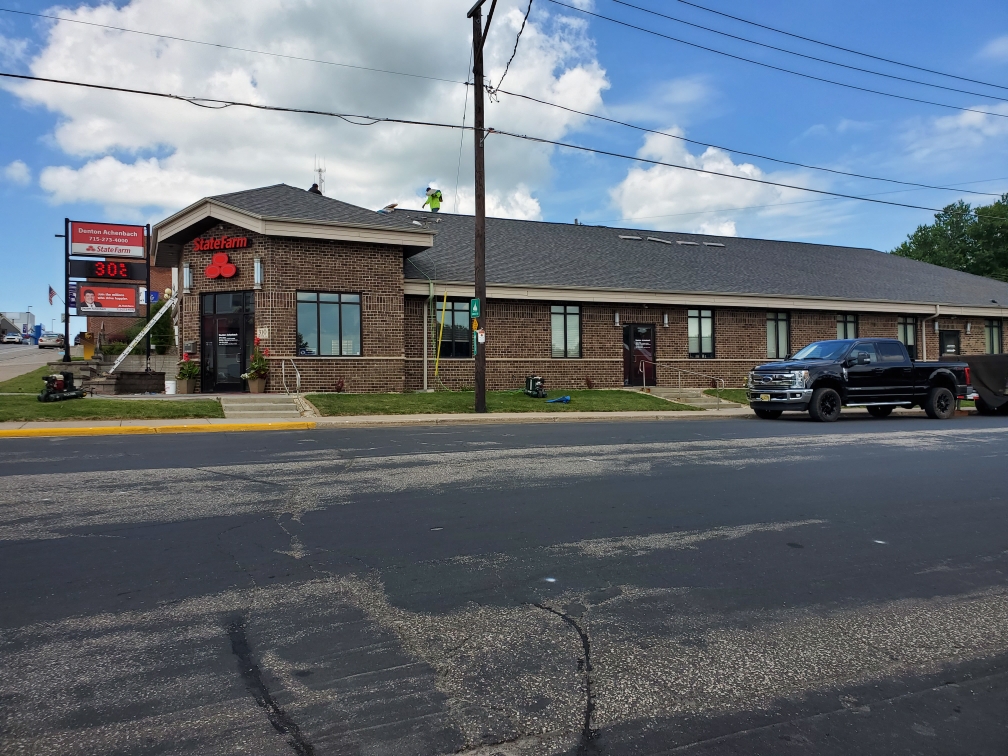 Level Edge commercial shingle roof project